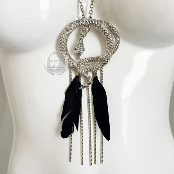 Vintage Snake and Feather 6" Pendant Necklace Silver Metal Serpent Feathers 80s - Picture 5 of 13
